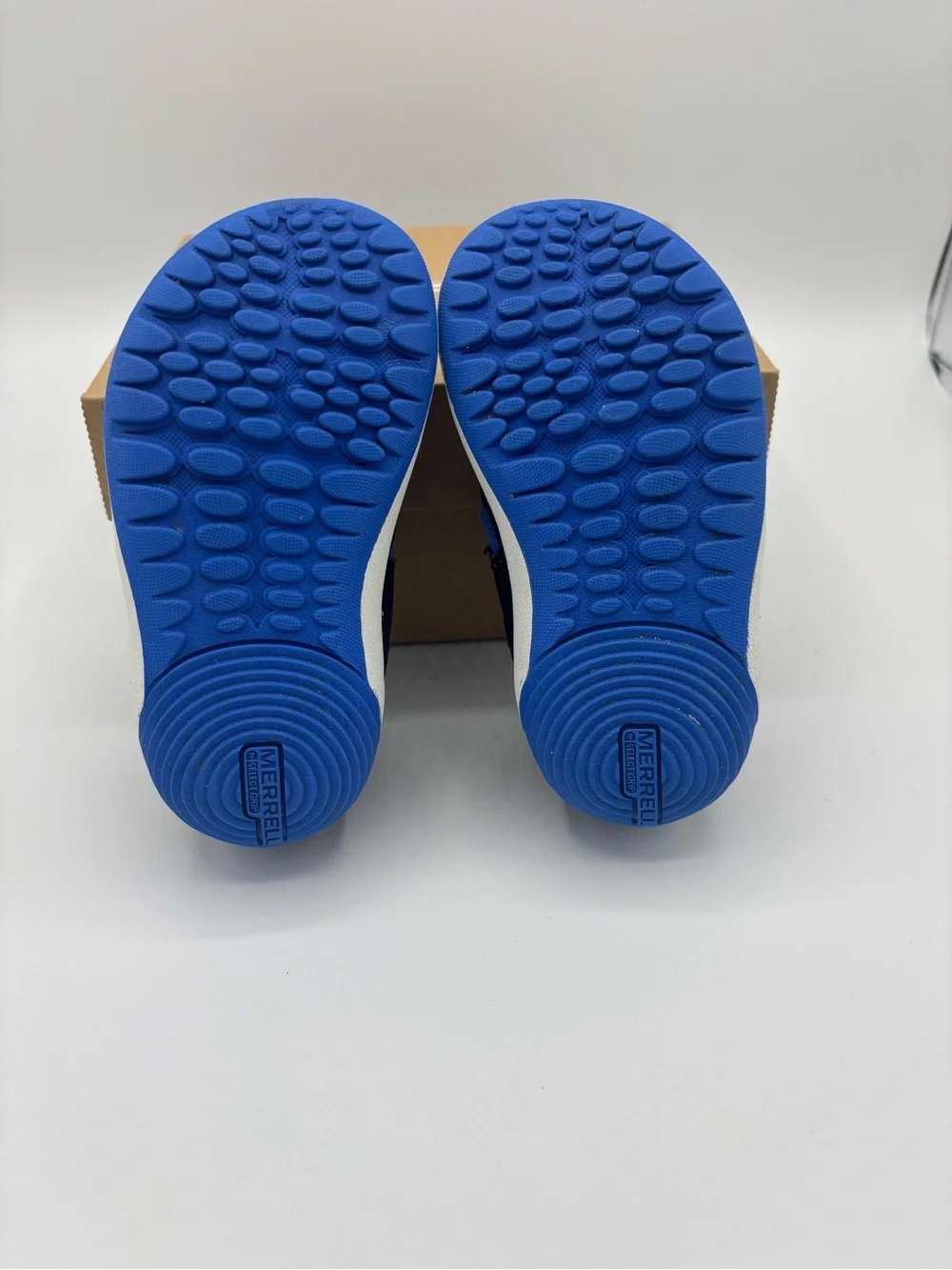 Merrell Toddler Velcro Blue/Black Water shoes with grip bottom. 4.5 & Runs wide!